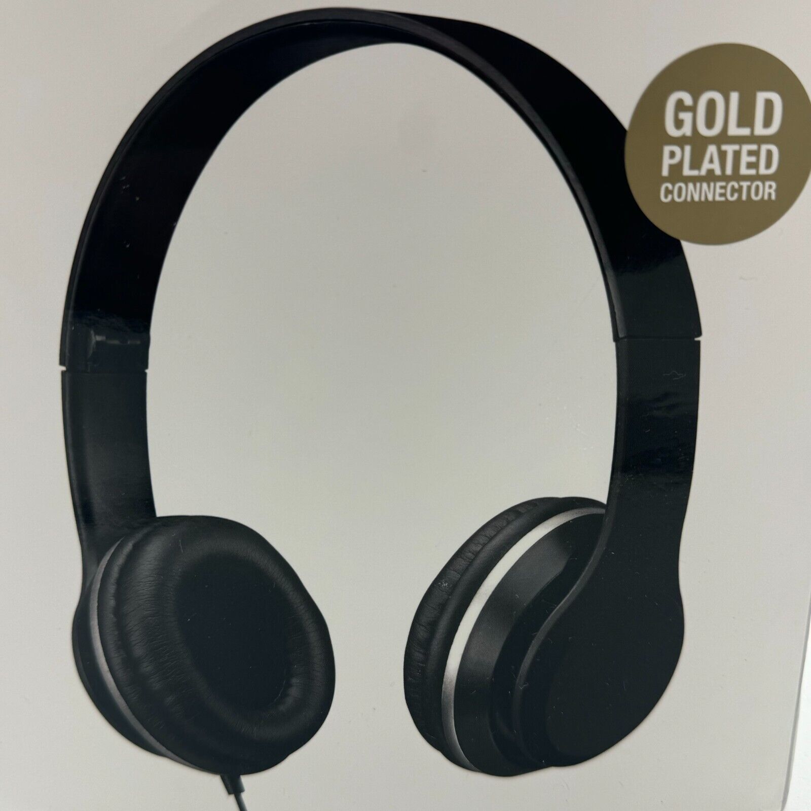 iLive Stereo Black Headphone 3.9 Foot Cord Rubberized Finish Adjustable Headband