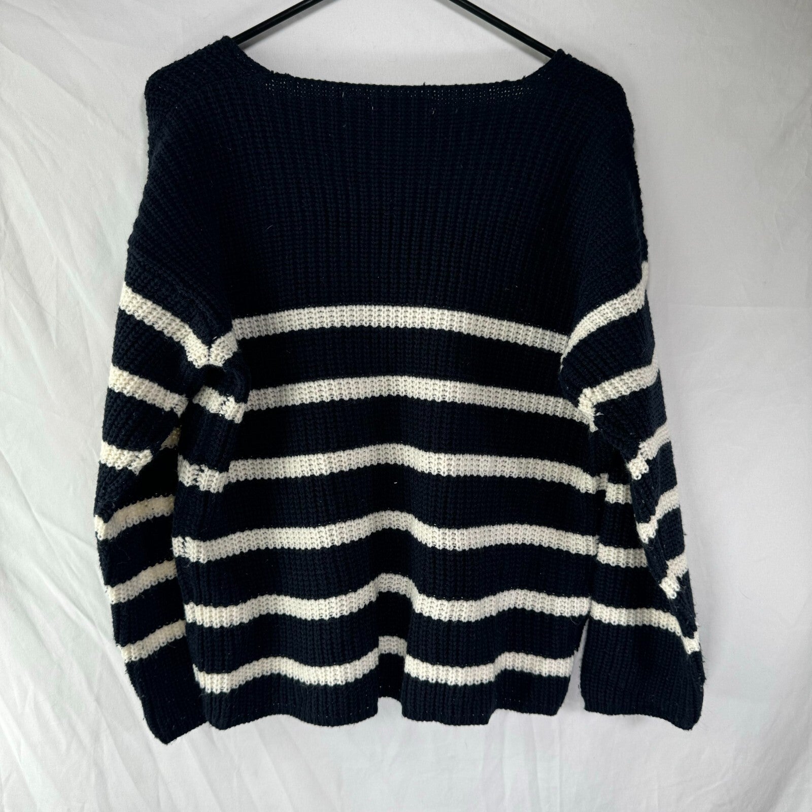 Brave Soul London Womens Vneck Knit Pullover Striped Sweater Navy Blue Size M