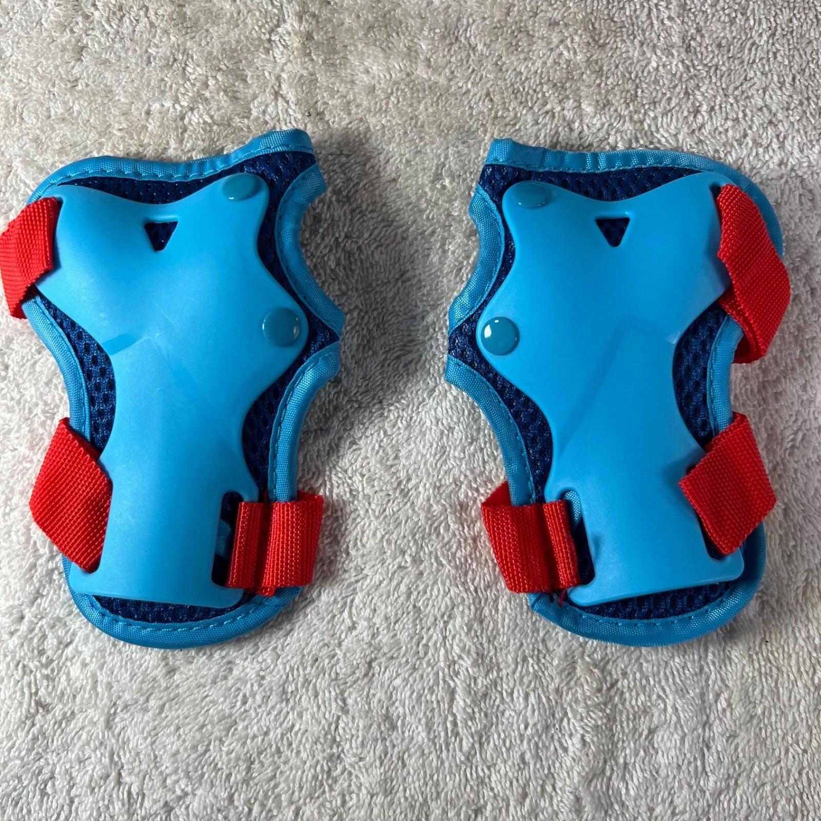 Kids Blue Durable Protective Gear - Knee, Elbow & Wrist Pads For Outdoor Sports