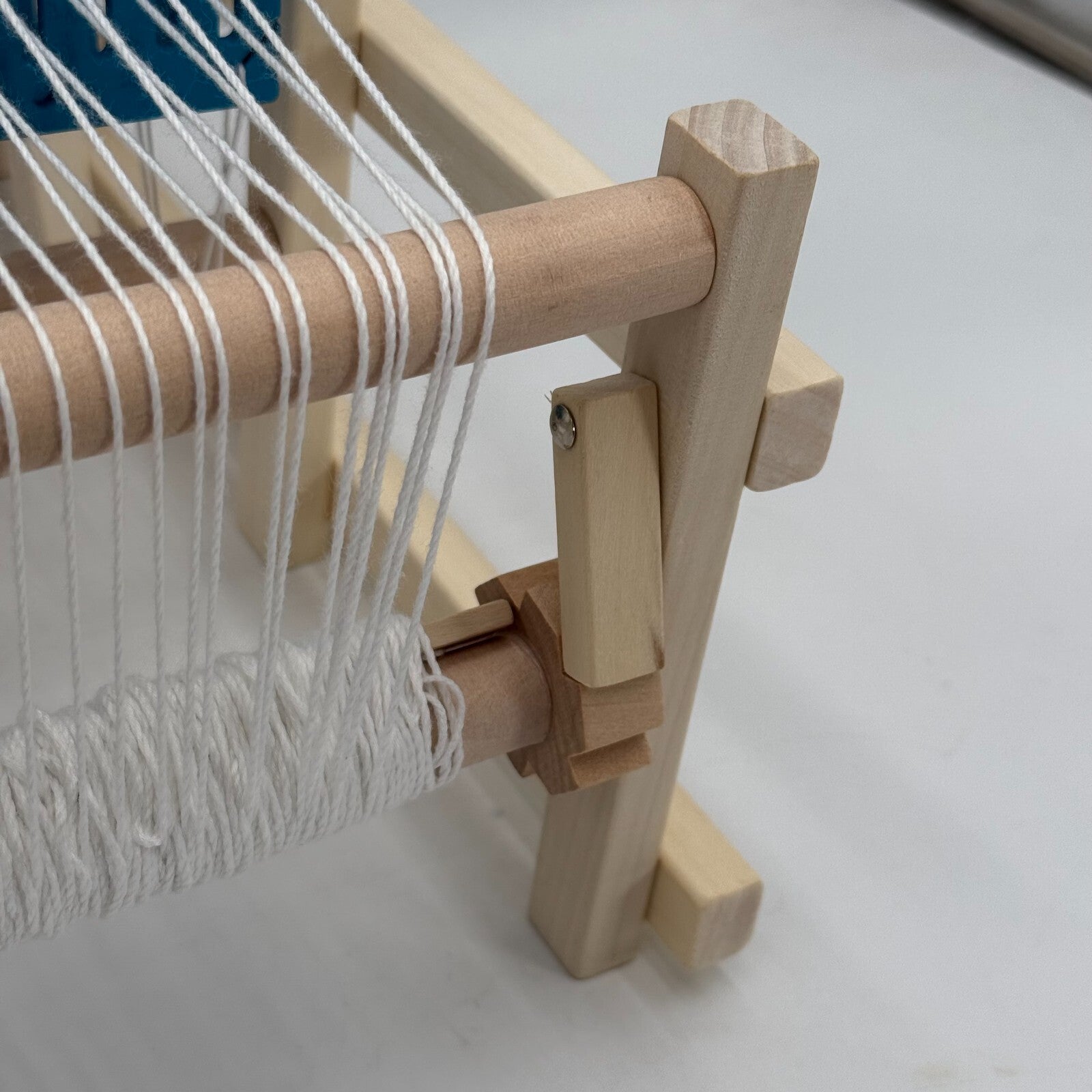 Loomsy Wooden Multi-Craft Hand-Knitting Loom Weaving Machine 27 x 38.5 cm DIY
