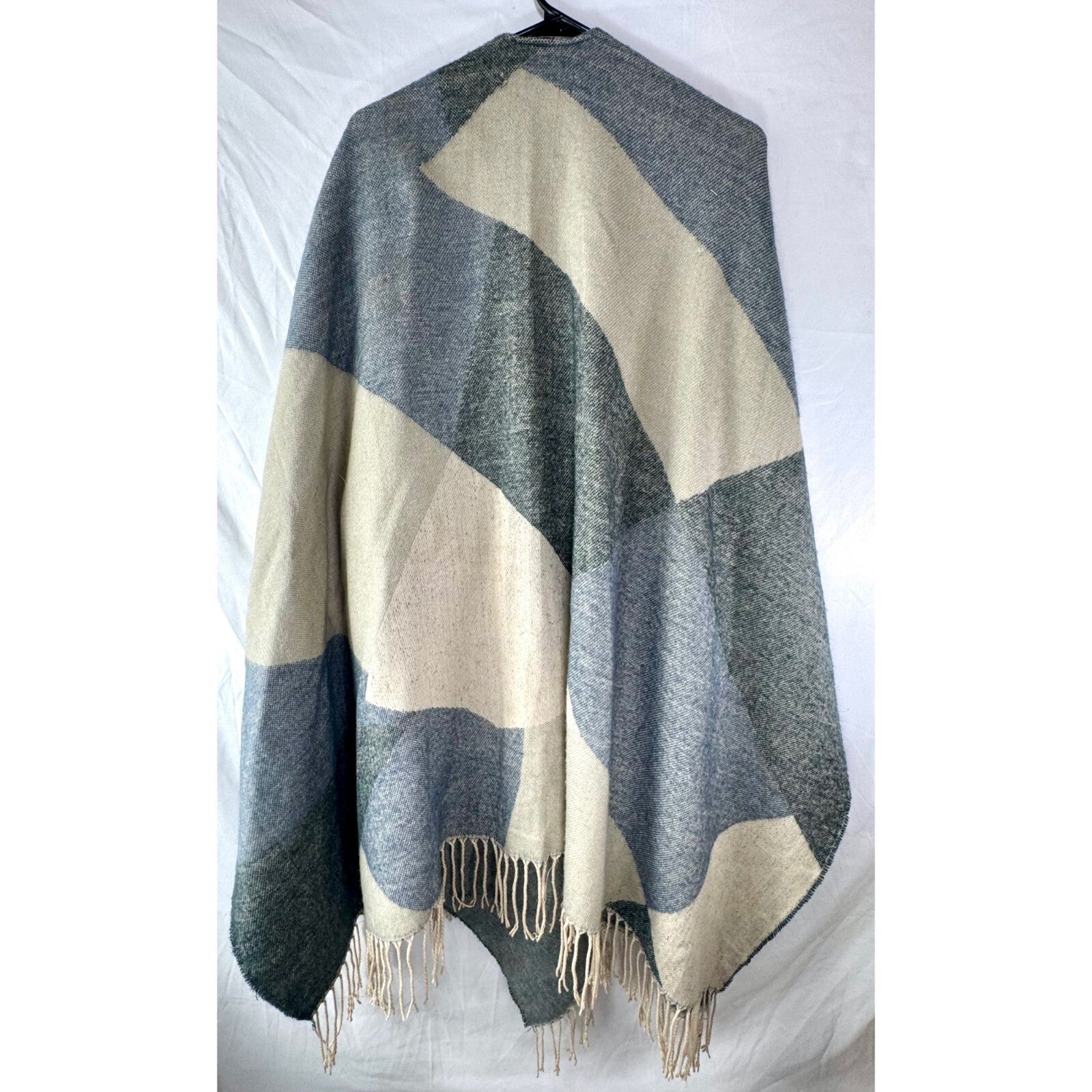 Marc New York Shawl Plaid Fringe Soft Tassel Tie Front Wrap Poncho One Size