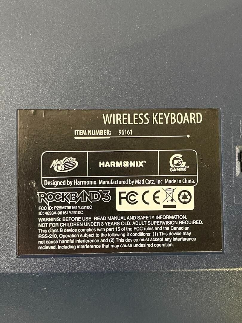 Wii RockBand 3 Mad Catz Wireless Keyboard Designed by Harmonix With Strap
