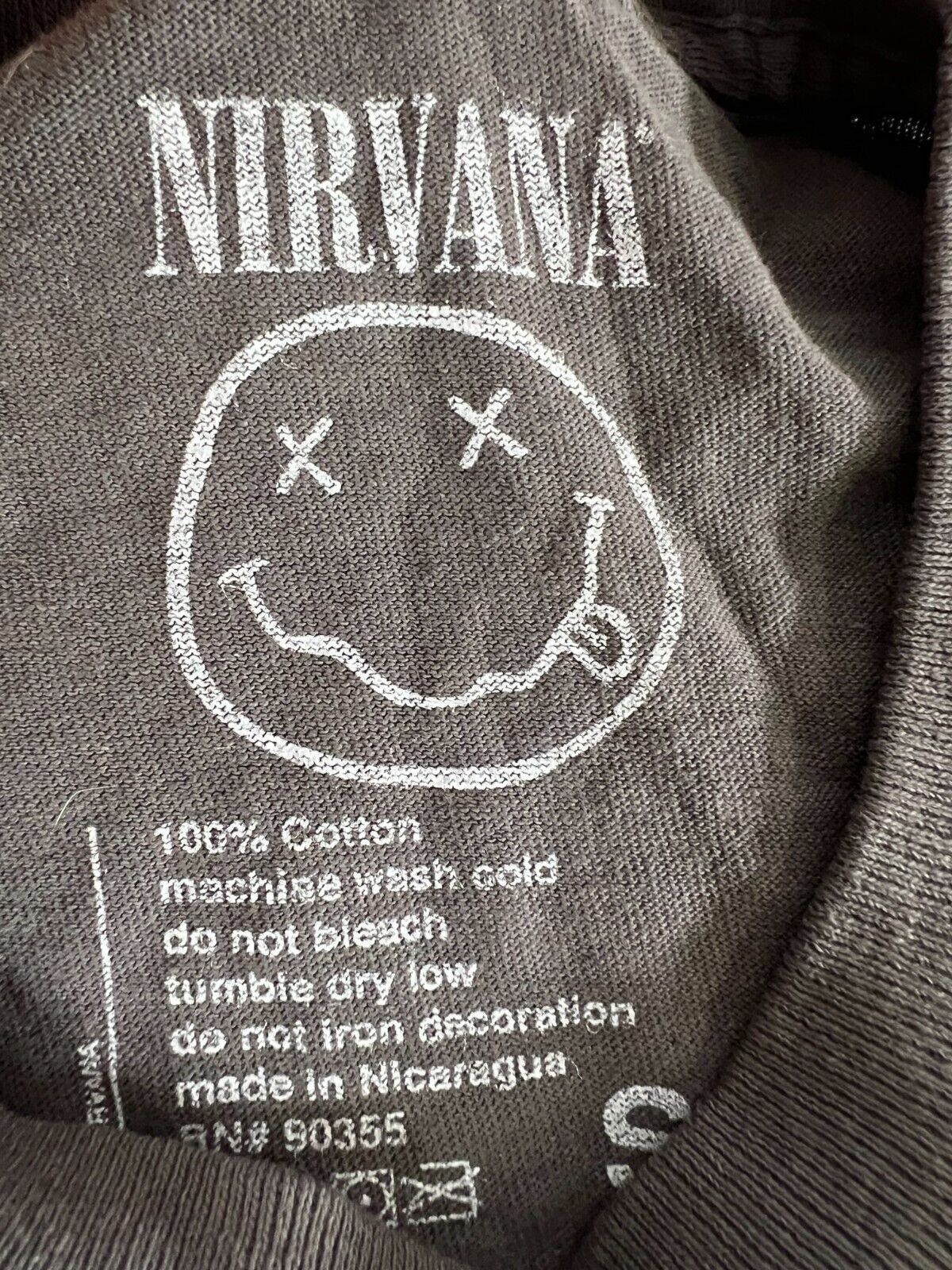 Nirvana Smiley Colorful Printed Crewneck Pullover Tshirt Streetwear Retro Size S