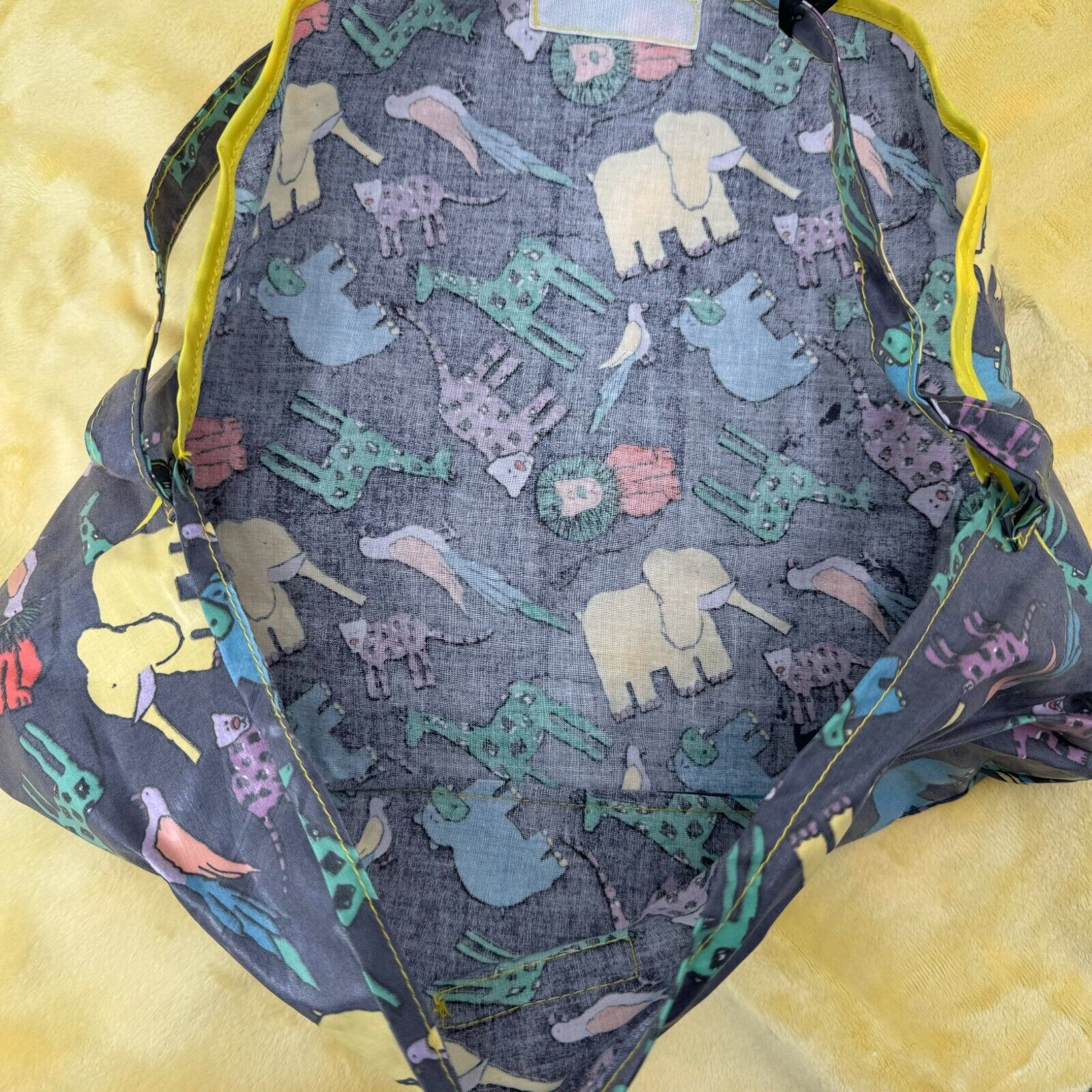 Izzy Mad Dash Blue Zoo Weatherproof Hooded Blanket Set Warm Dry Fuzzy