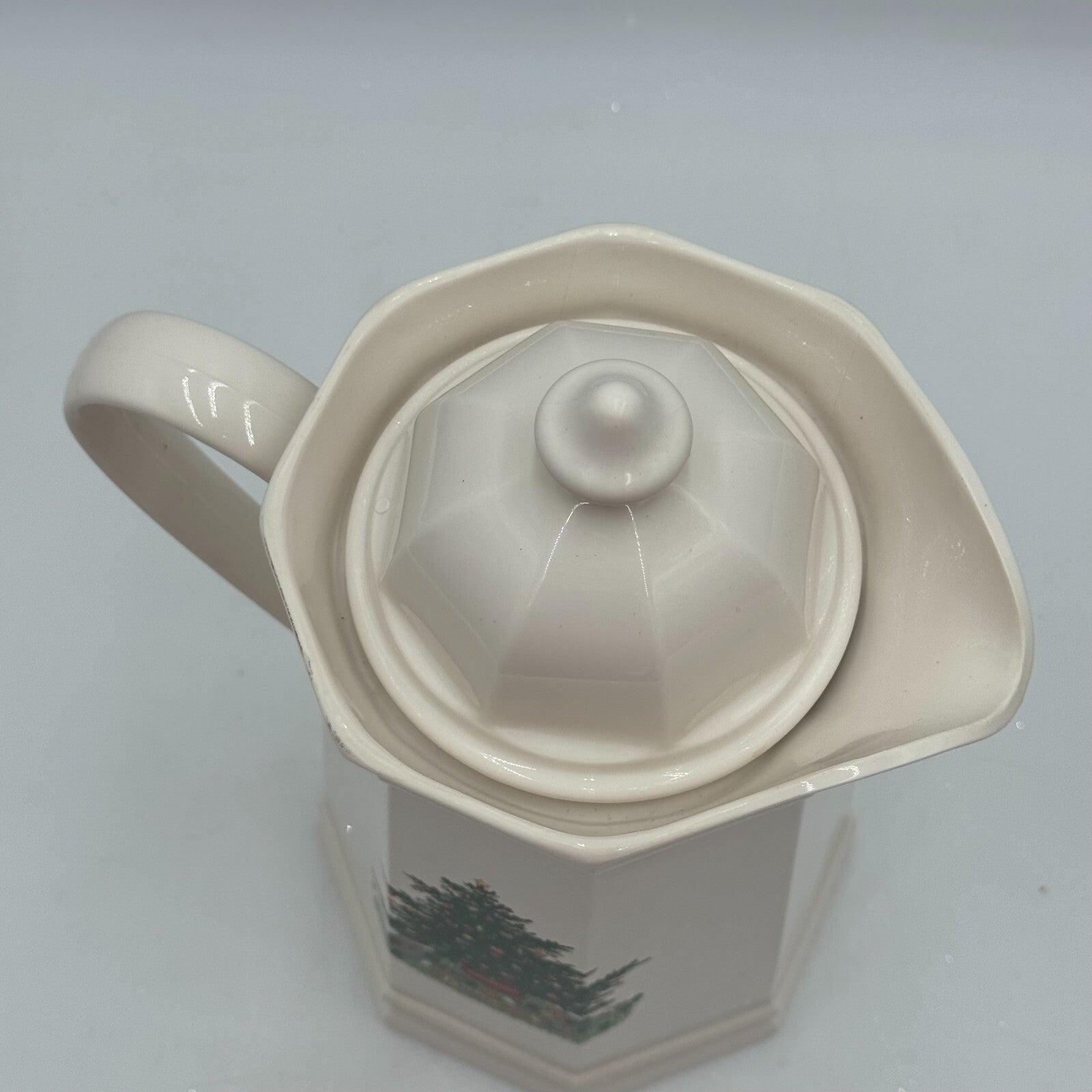 Pfaltzgraff Christmas Tree Design Thermos Carafe Pitcher Off White Matte Finish