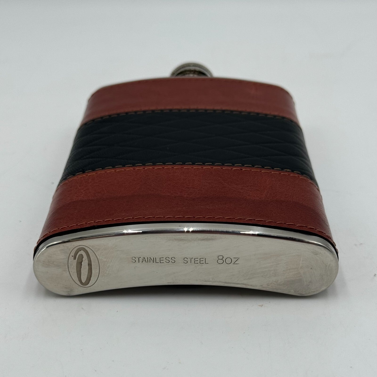 8oz Stainless Steel Flask Genuine Leather Gripper Elastic W/ Metal Screw On Lid