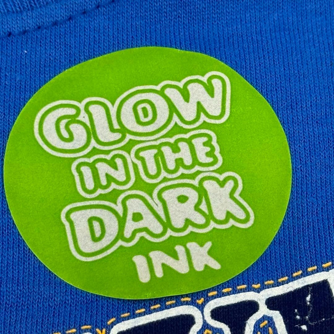 Large Youth Kerusso Blue Red Jesus Glow in the Dark John 3,16 T-Shirt NWT