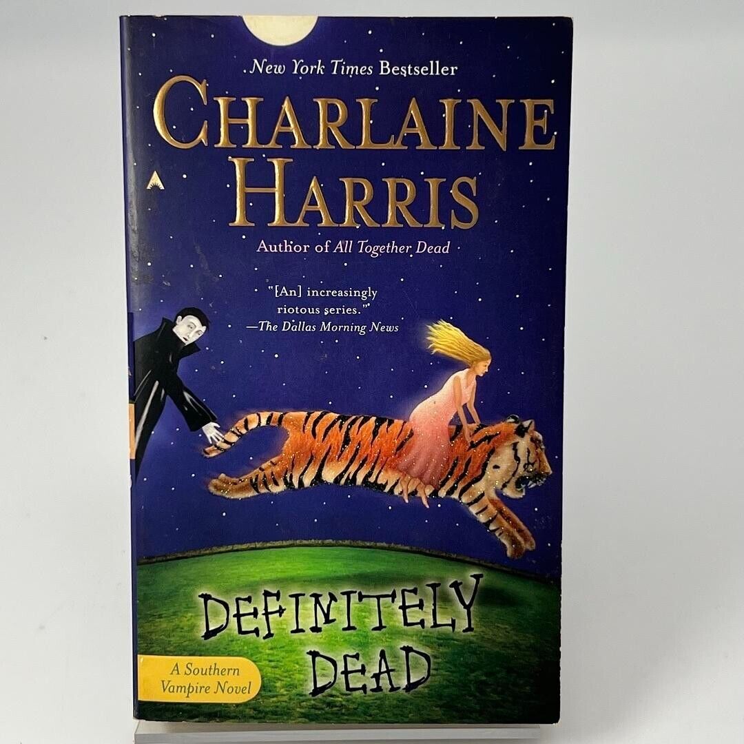 Sookie Stackhouse Book 6: Definitely Dead by Charlaine Harris 2007 PAPERBACK