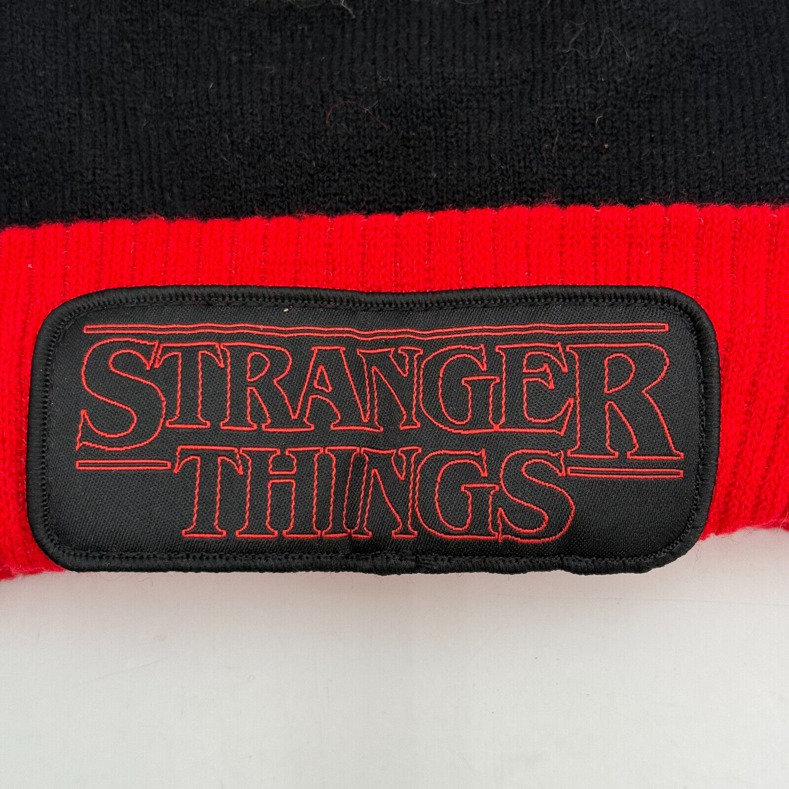 Stranger Things "Friends Don’t Lie" Black Red Stripe Beanie Winter OS