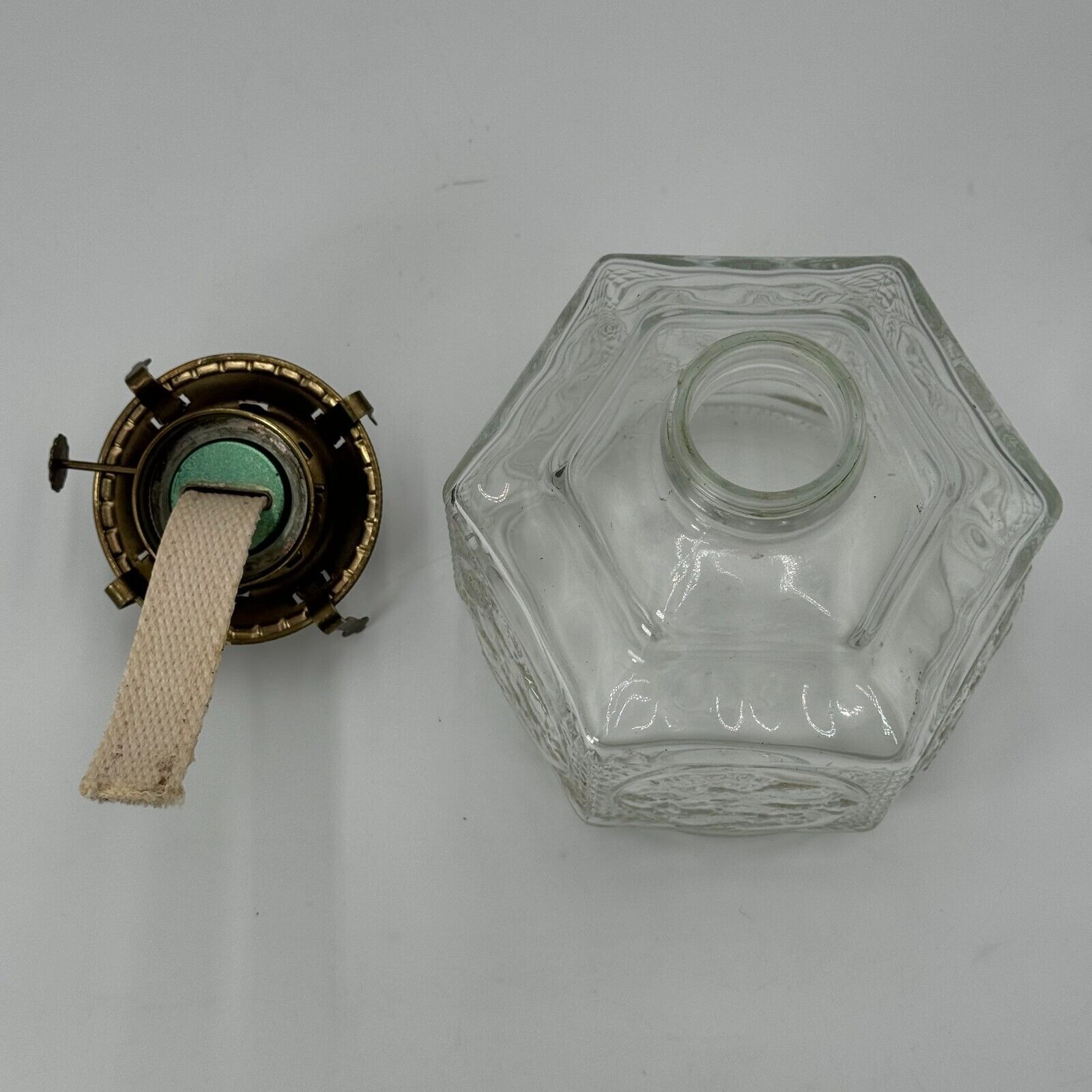 Vintage Lamplight Farms Horse & Buggy Oil Lamp Hexagon Pressed Glass