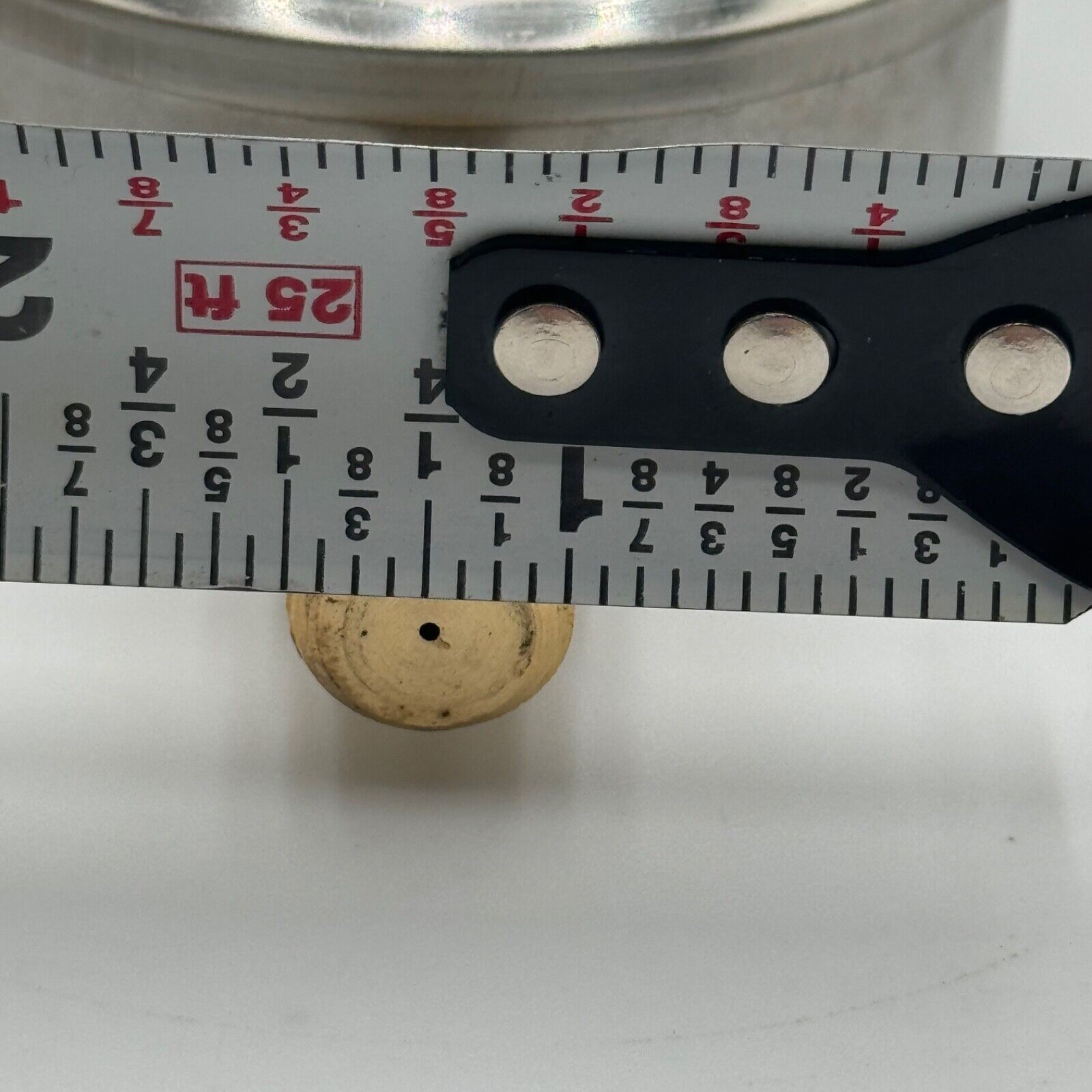 Dynamic Fluid Components Pressure Gauge CF1P-004A 0-60psi 1/4” NPT Bottom Mount