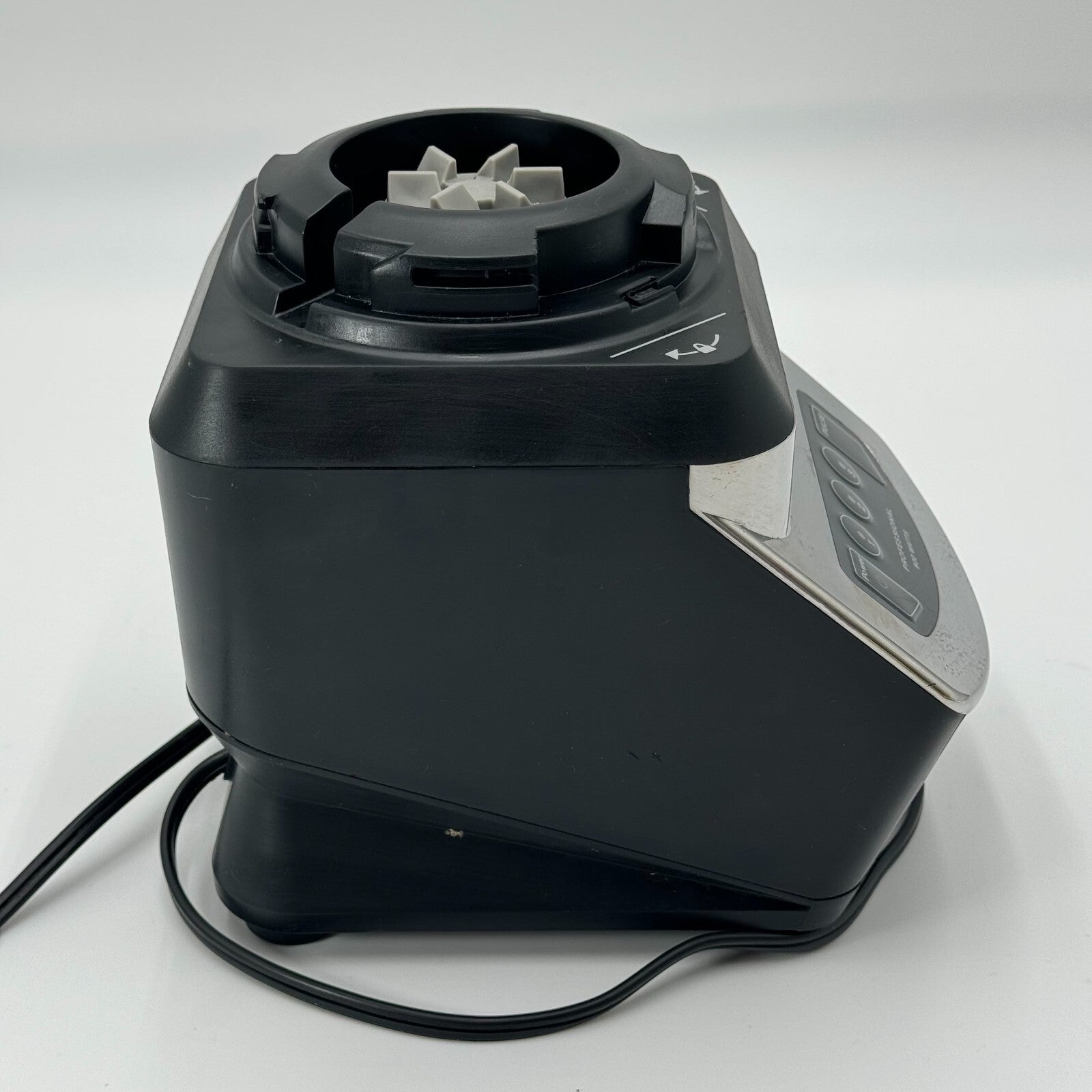 Ninja NJ600 Blender Professional 900 Watt Stainles Steel Base Only Tested Works