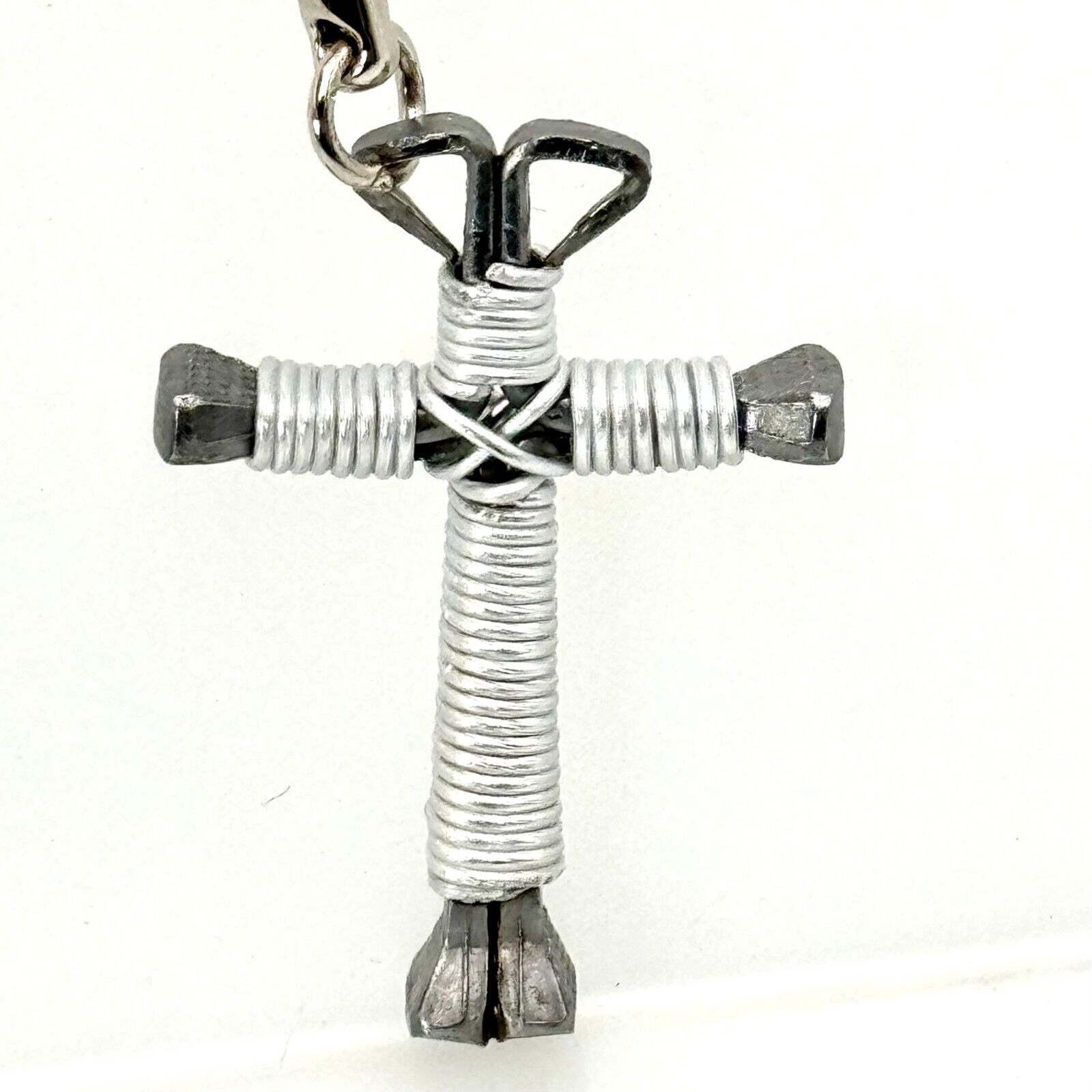 Disciple’s Cross Hand Crafted Metal USA Christian Art Silver Keychain NWT