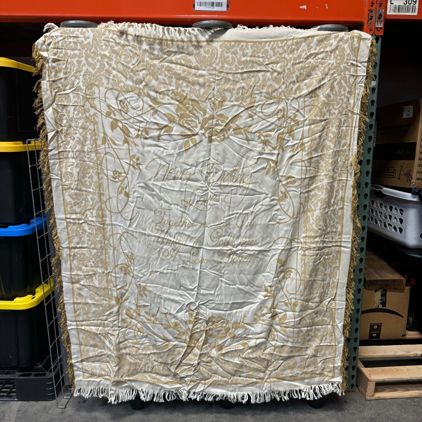 Manual Woven "Never Ending Love" Matelasse Throw 48x60in Tapestry Silver Grey