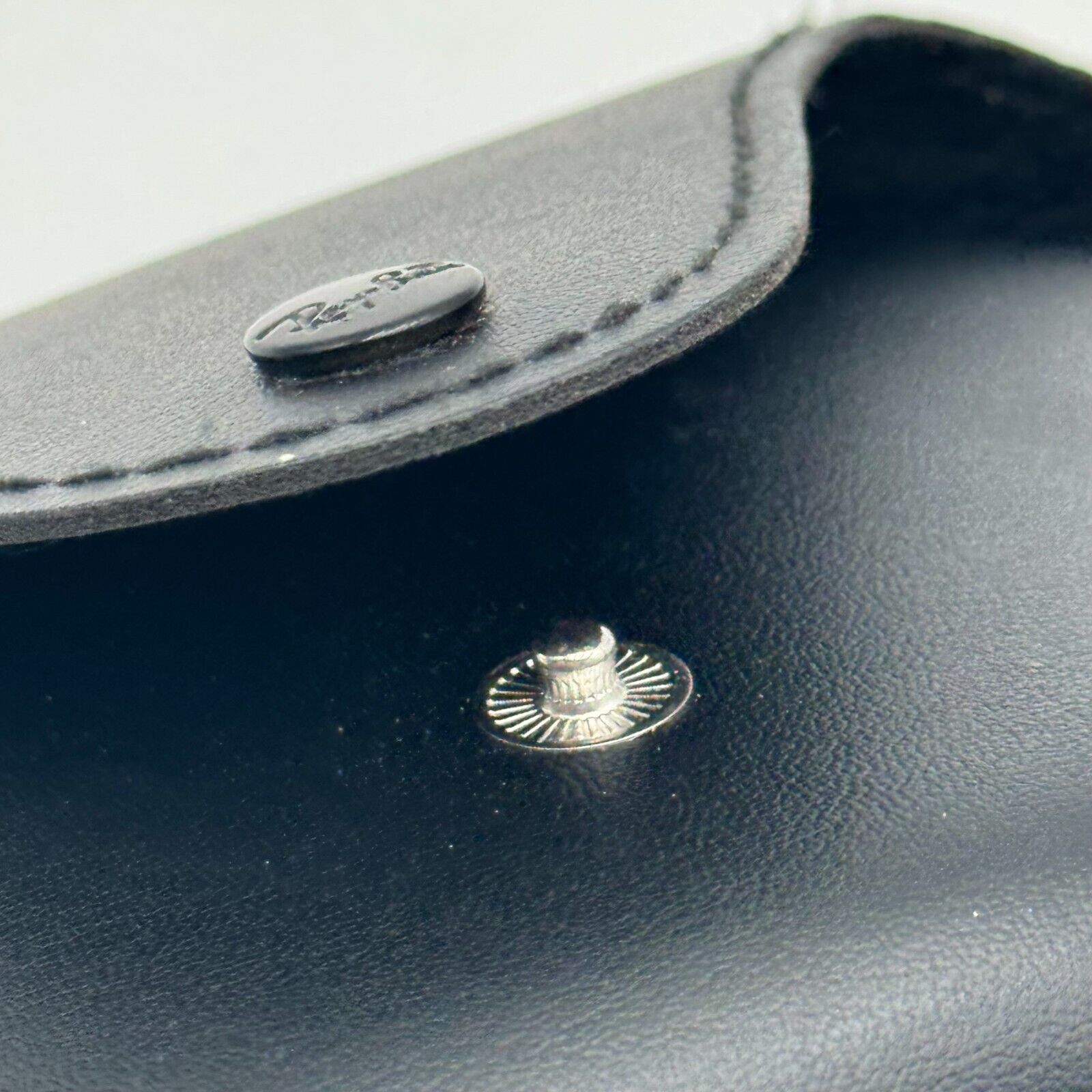 Authentic Ray-Ban Black Leather Sunglasses Snap Hard Case
