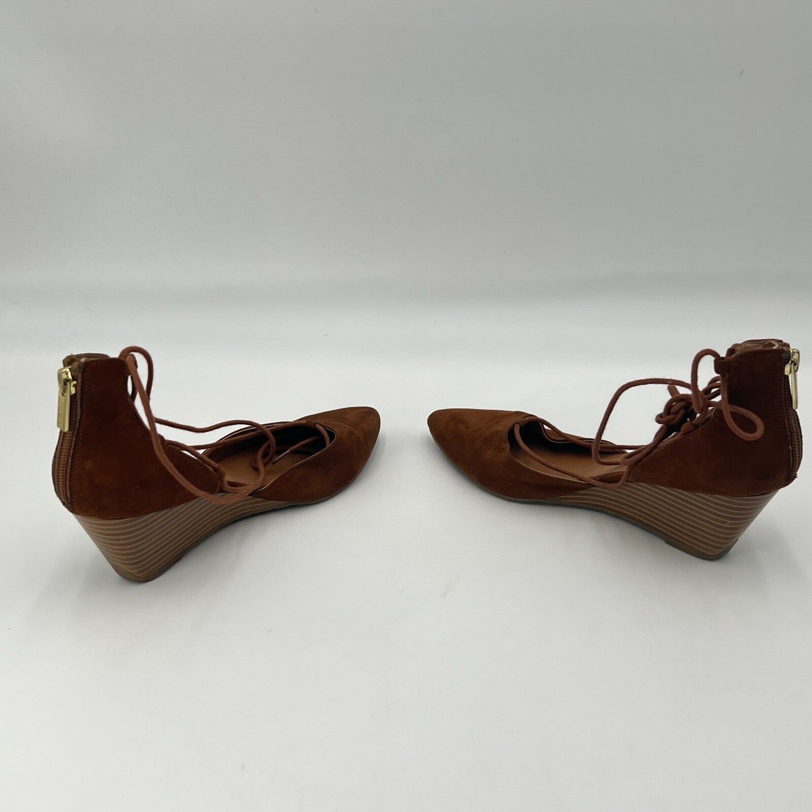 Kenneth Cole Faux Suede Pointed Toe Wedge Zipper Stand Down Pump Brown Size 8