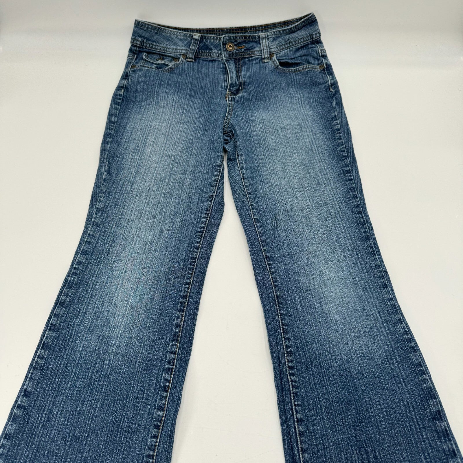 St Johns Bay Womens Preppy Boot Cut Stretch Jeans Light Wash Blue Size 6