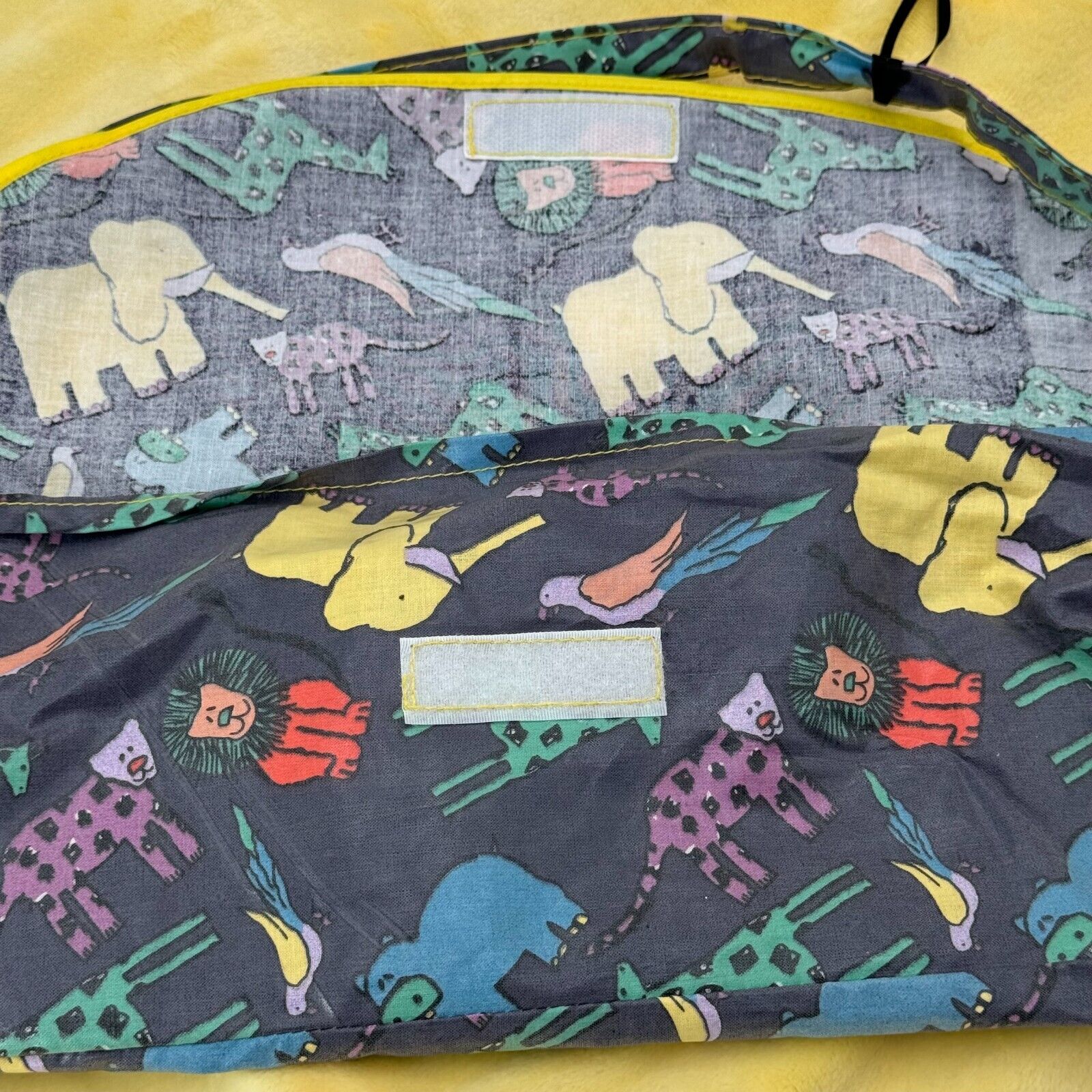 Izzy Mad Dash Blue Zoo Weatherproof Hooded Blanket Set Warm Dry Fuzzy