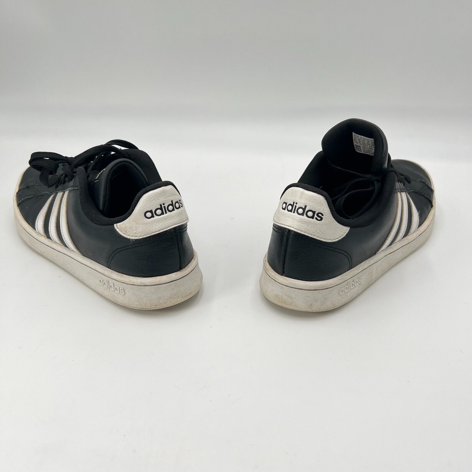 Adidas Grand Court F36393 Mens Low Top Sneakers Striped Pattern Athletic Sz 9.5