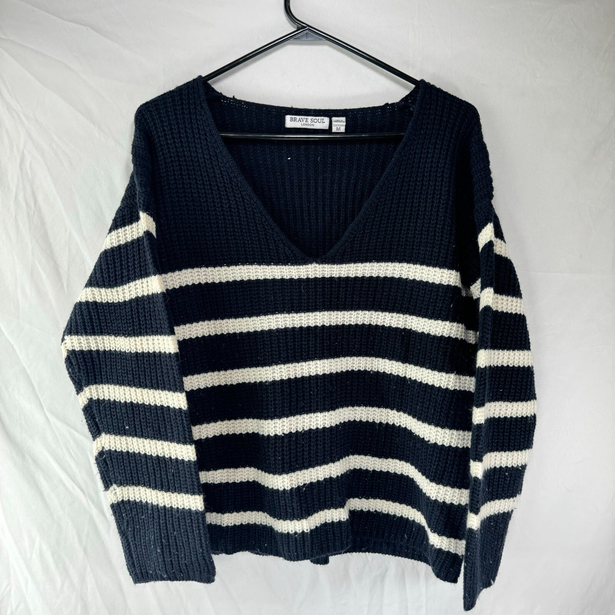 Brave Soul London Womens Vneck Knit Pullover Striped Sweater Navy Blue Size M