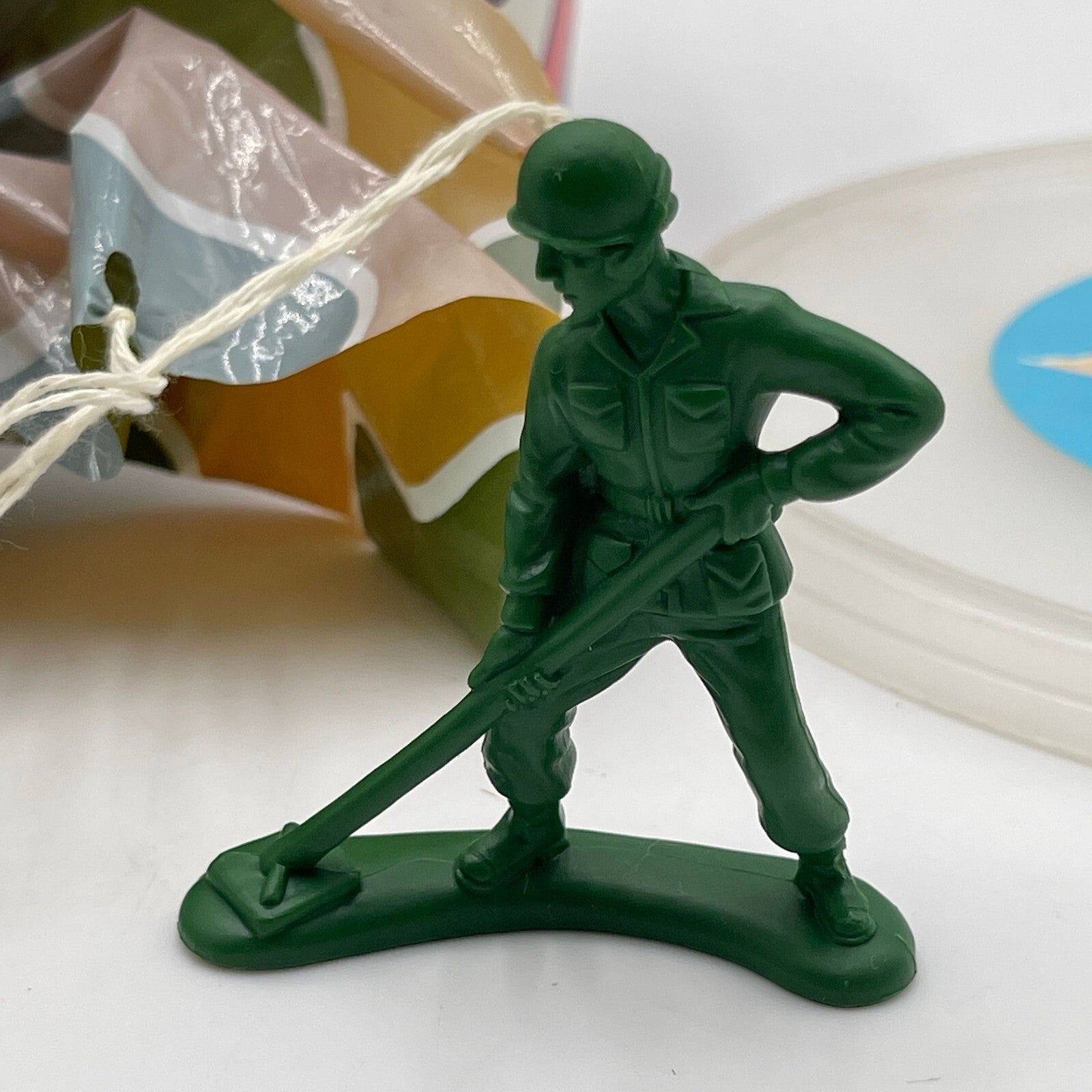 Walt Disney Toy Story Bucket Green Army Men Soldiers - Bucket O Soliders Toys