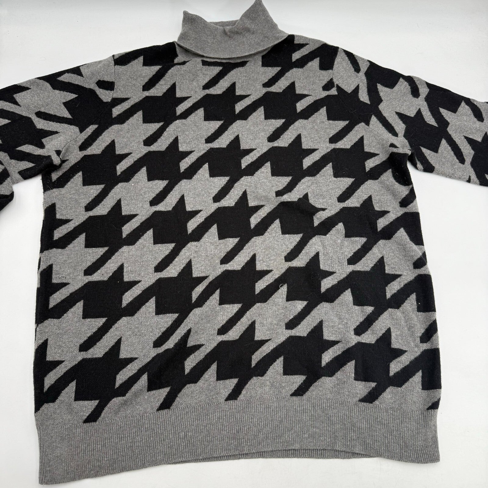Ann Taylor Factory Womens Gray Cuffed Houndstooth Turtleneck Sweater Size XL