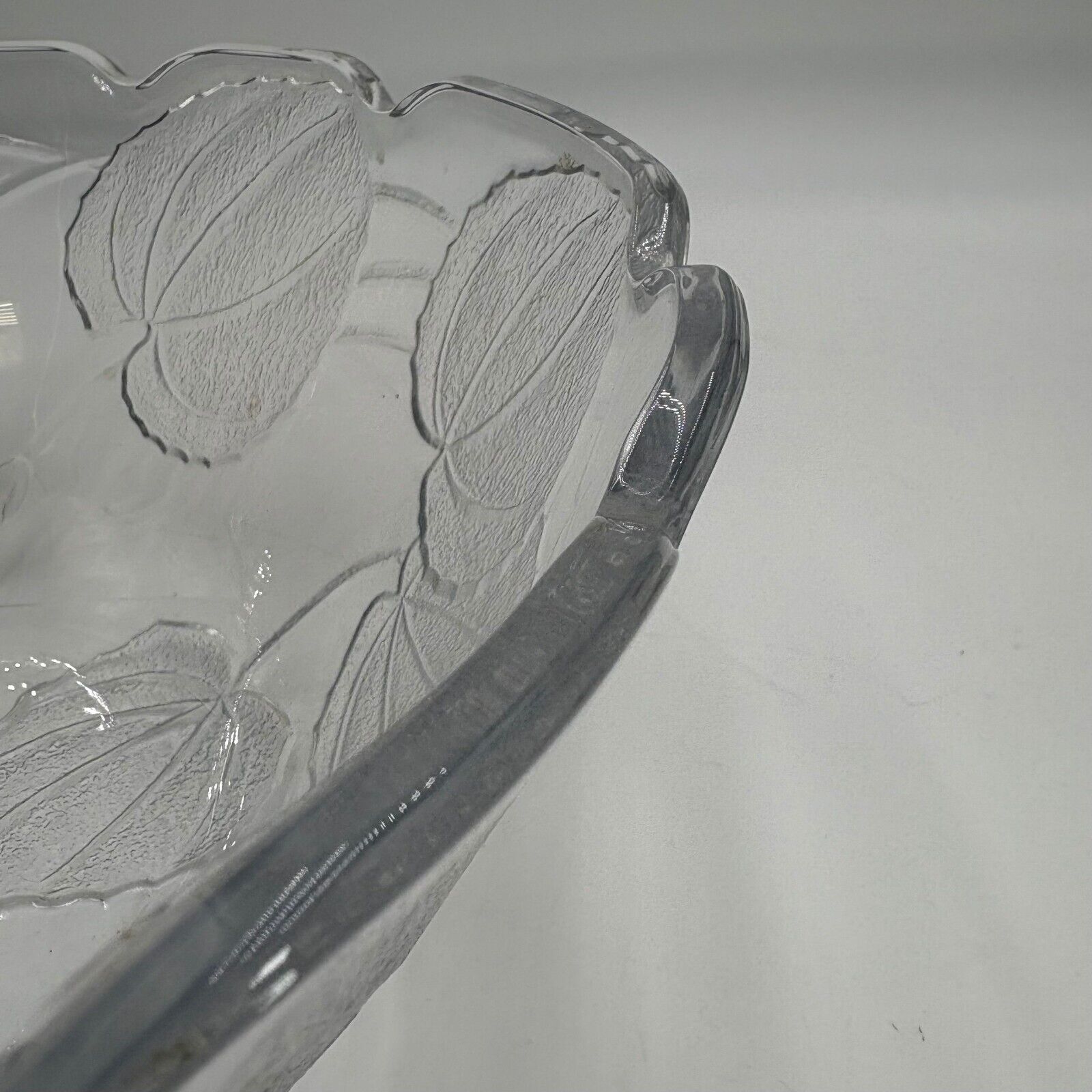 Fifth Avenue 12” Frosted Crystal Glass Bowl