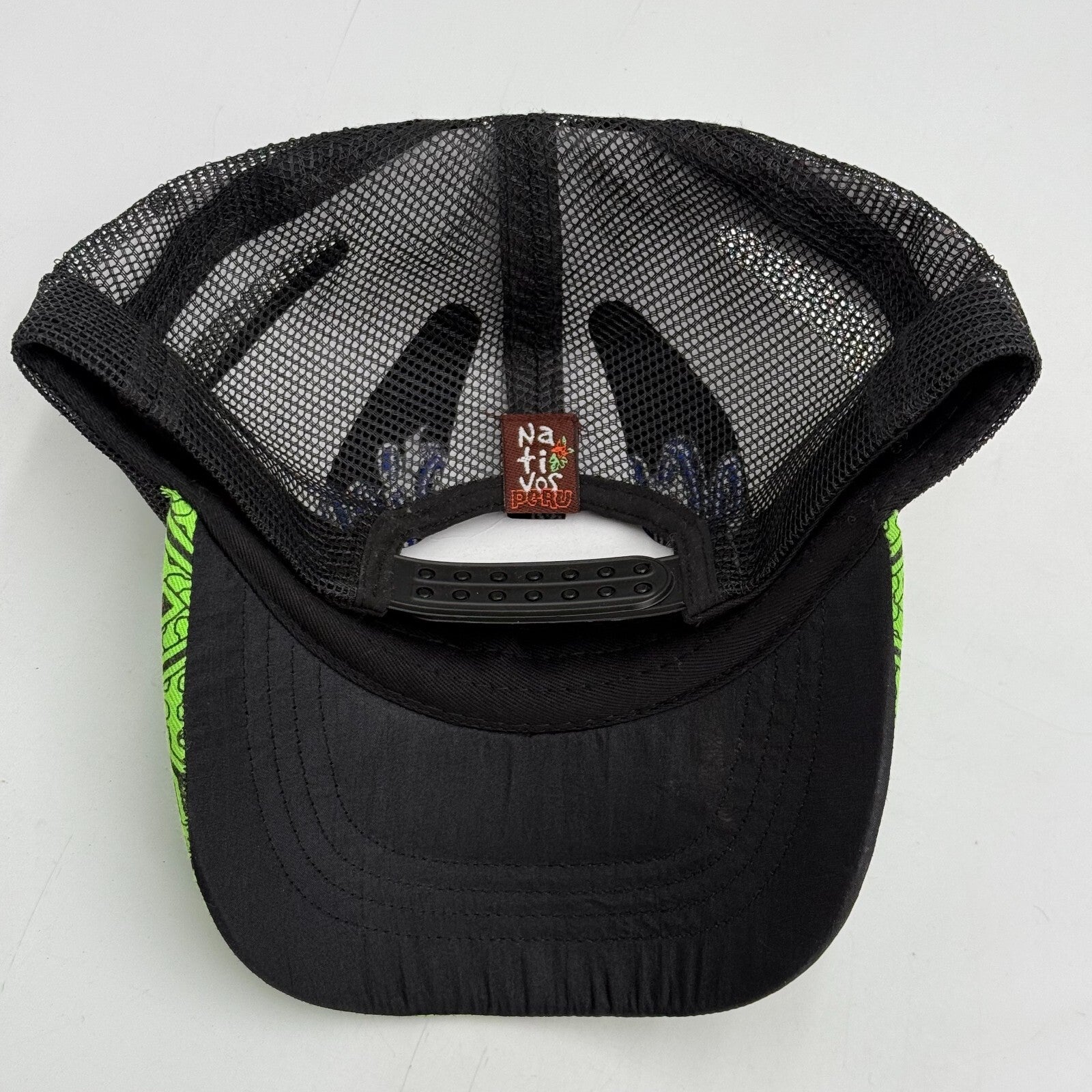 Lot of 3 Snapback Hats Truck Mesh Cap Green Red Travel Peru Blue Stone Callaway