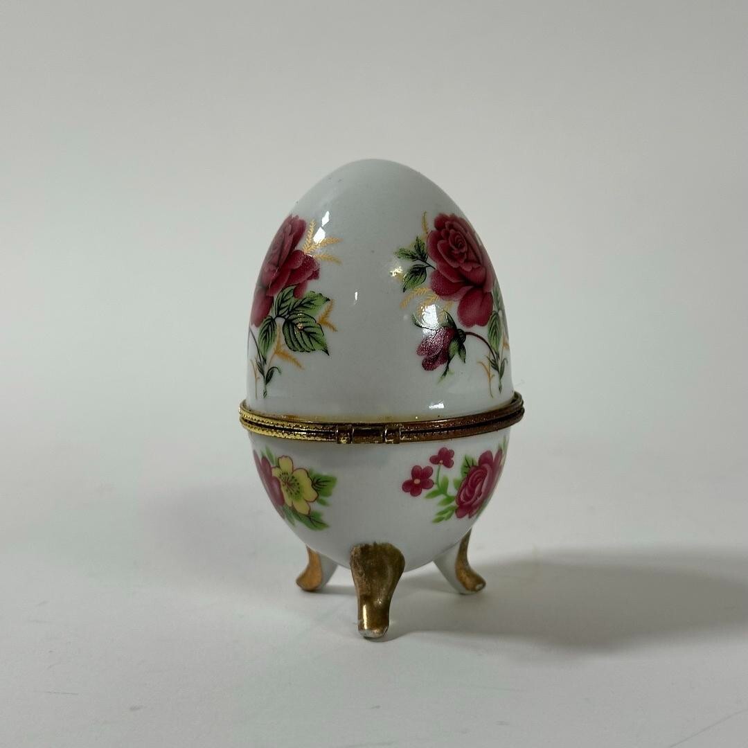 Vintage Porcelain Egg Trinket Jewelry Ring Box