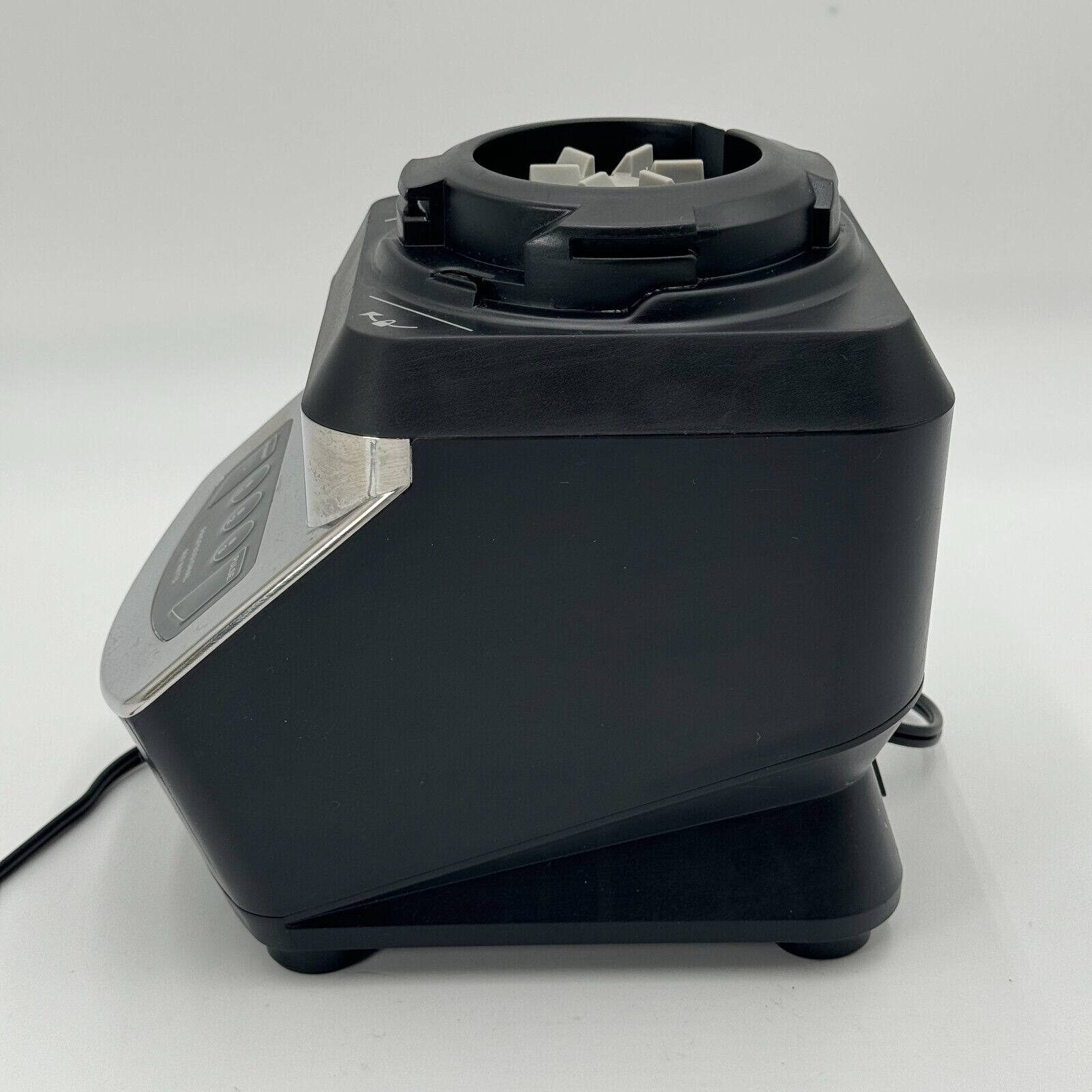 Ninja NJ600 Blender Professional 900 Watt Stainles Steel Base Only Tested Works