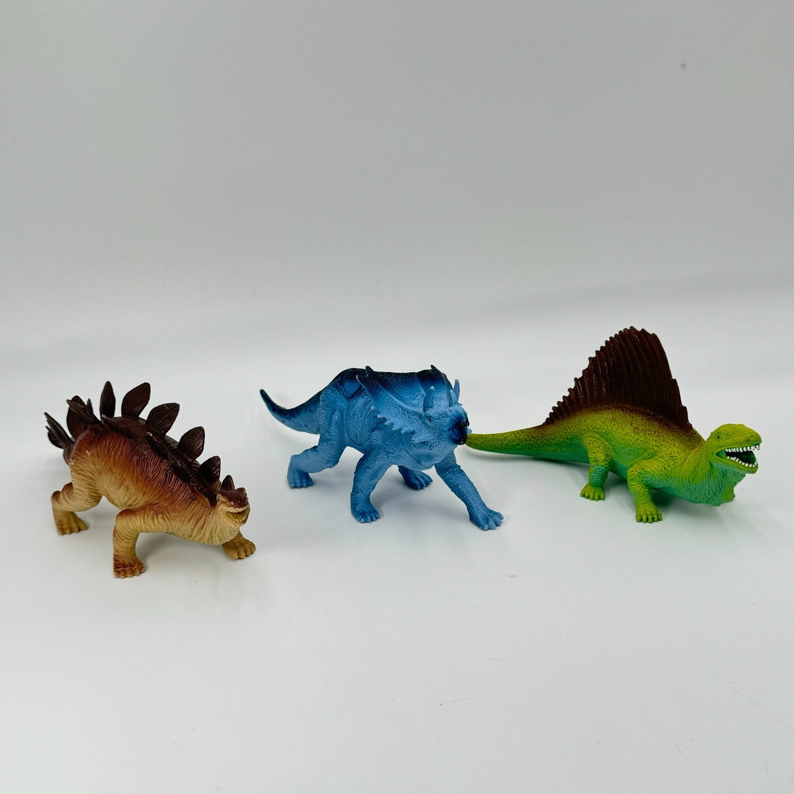 Huge Lot of Plastic Dinisaur Figures Assortment of Dinos Vintage Classic Kids To