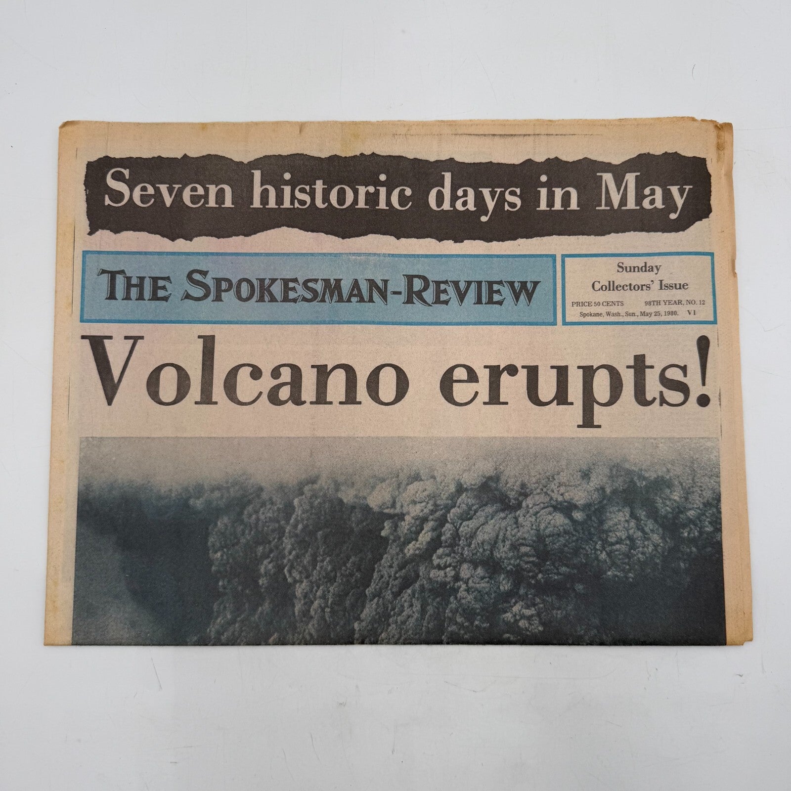 Spokesman Review Mount St. Helens Volcano Erupts! Collector Issue Newspaper 1980