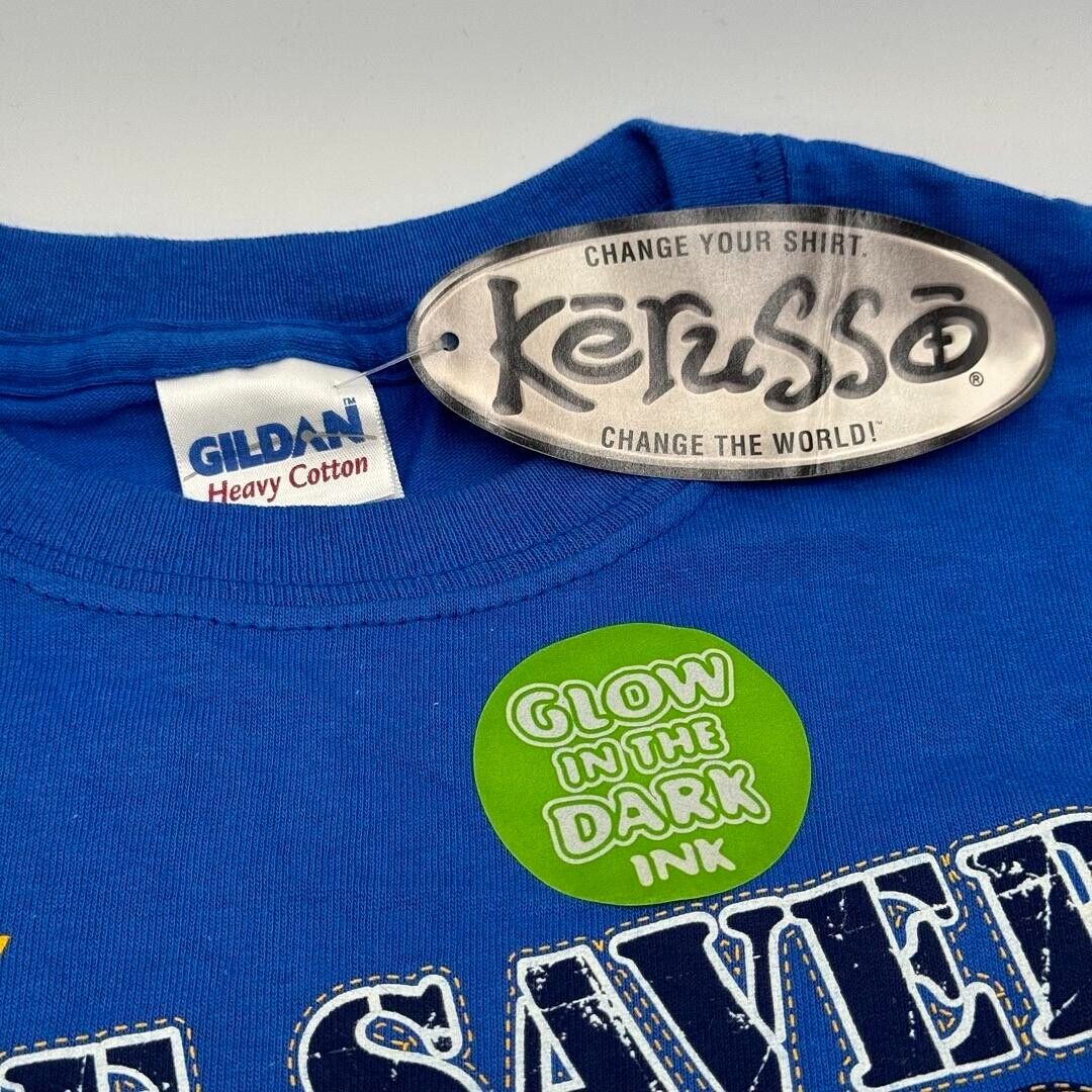 Large Youth Kerusso Blue Red Jesus Glow in the Dark John 3,16 T-Shirt NWT