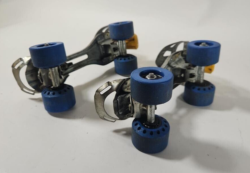 Vintage Globe United Inc. Adjustable Metal Roller Skates, Pin Missing on One