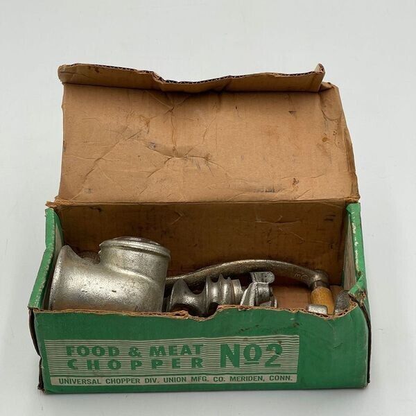 Vintage Universal Food and Meat Chopper No 2 in Original Box Parts Included