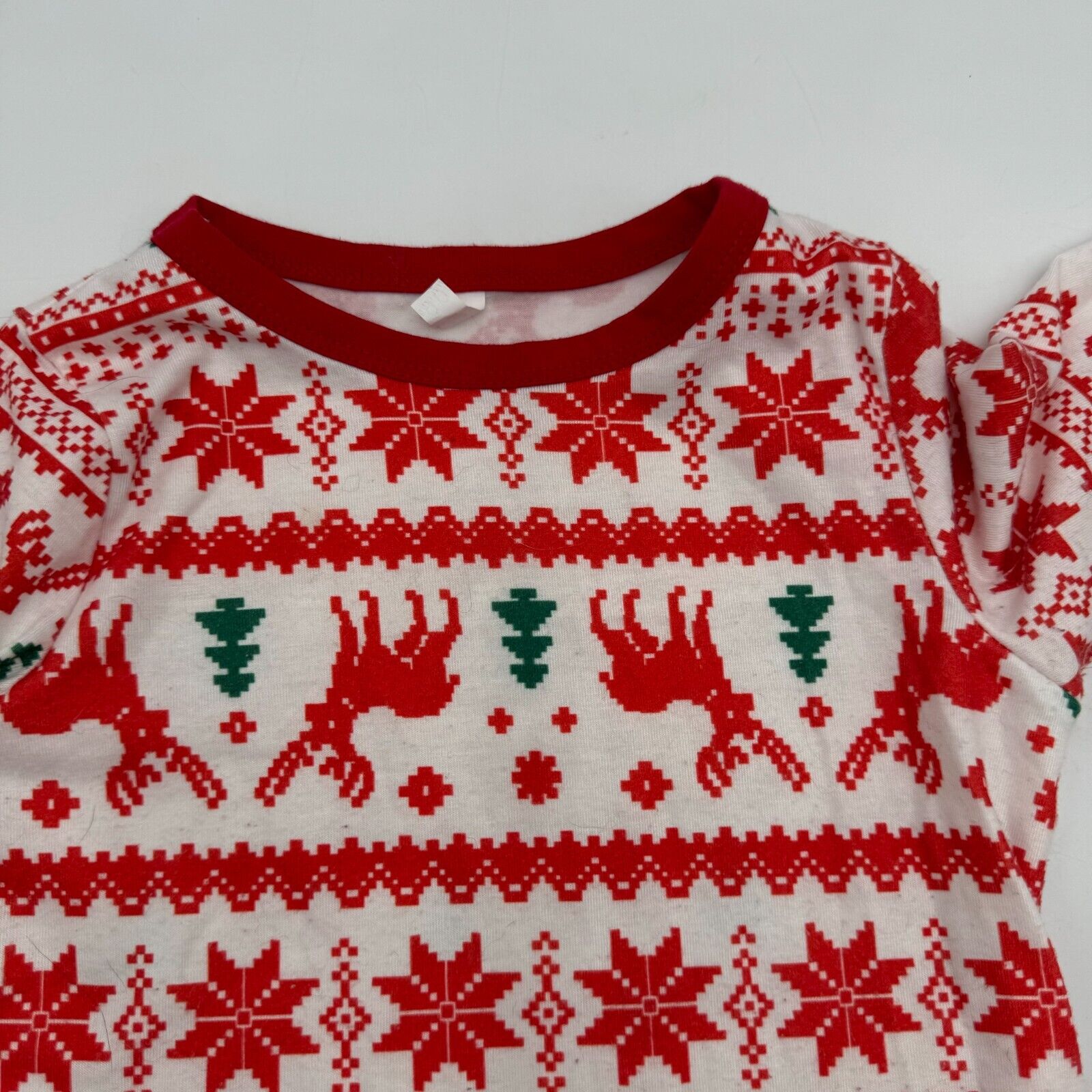 2 Piece Christmas Outfit Long Sleeve & Pants Red Green Reindeer Tree Kid Size 6