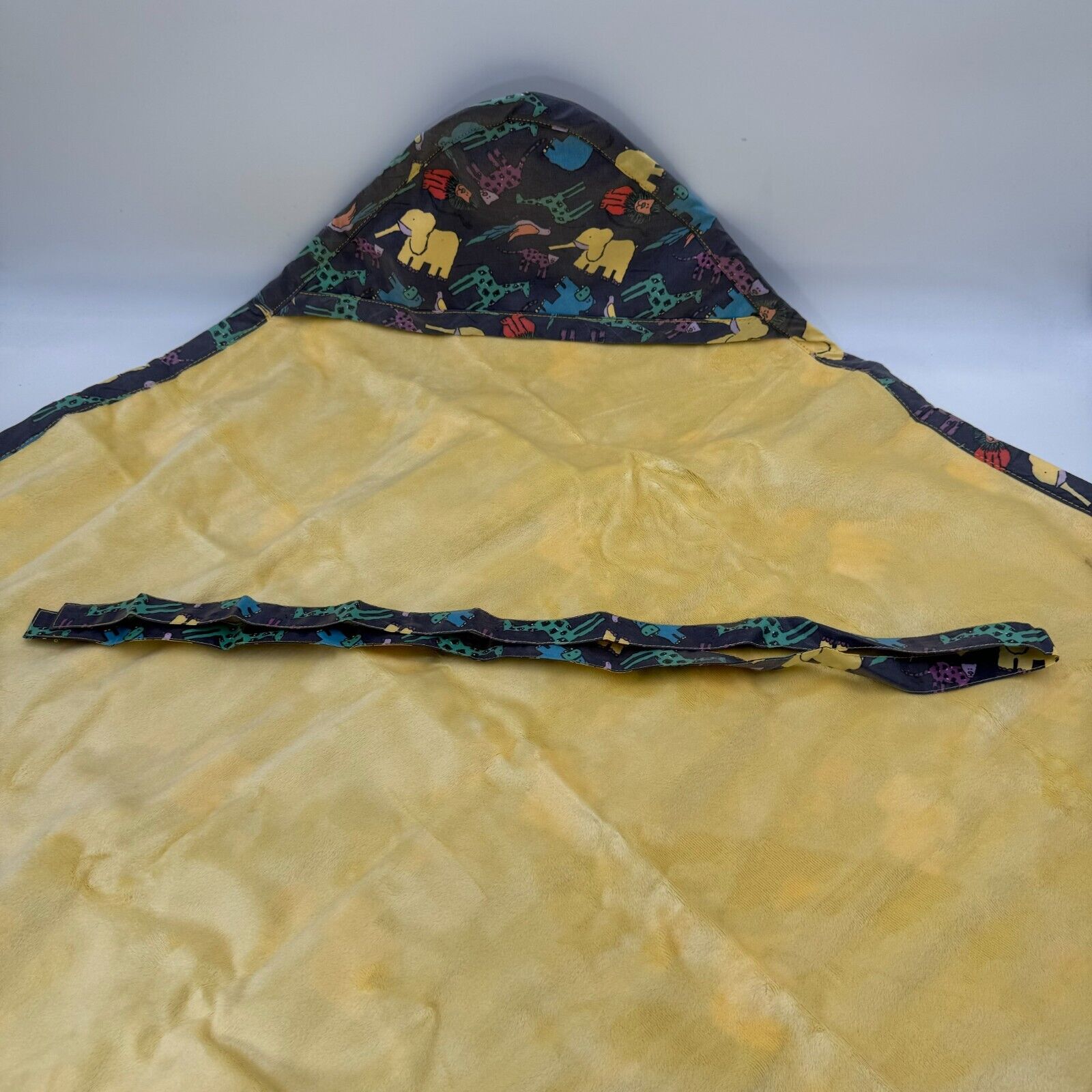 Izzy Mad Dash Blue Zoo Weatherproof Hooded Blanket Set Warm Dry Fuzzy