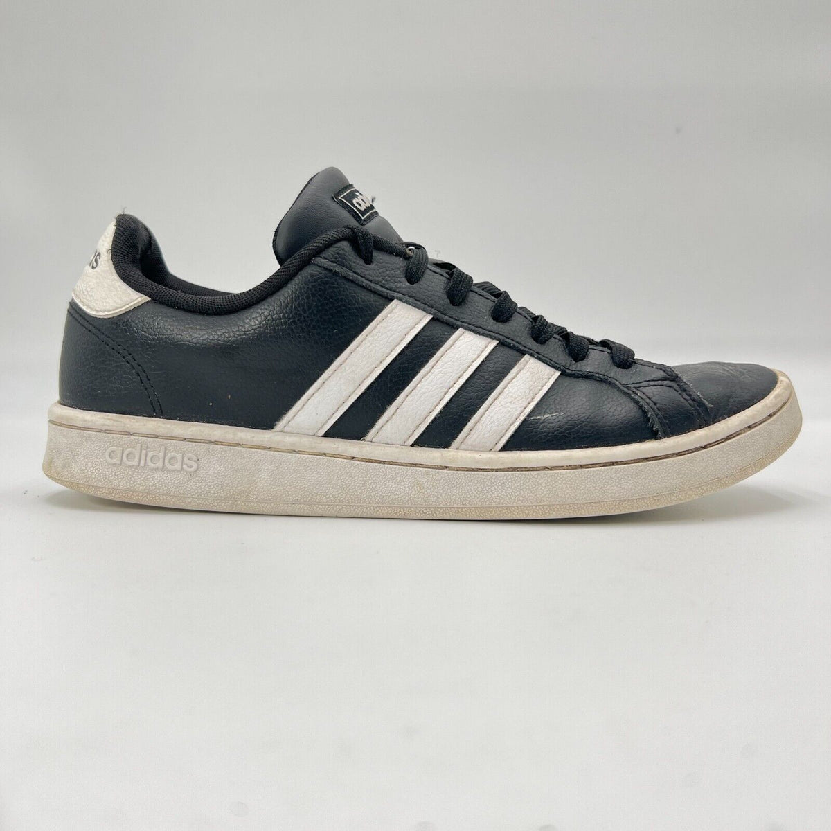 Adidas Grand Court F36393 Mens Low Top Sneakers Striped Pattern Athletic Sz 9.5