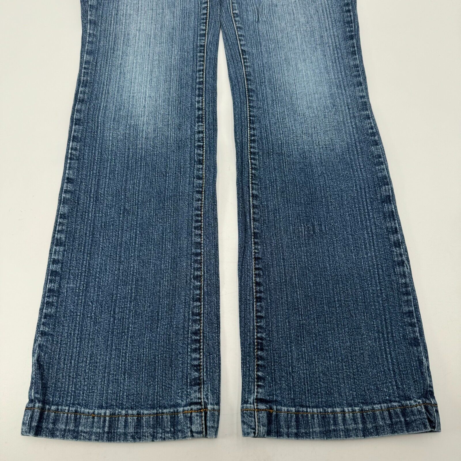 St Johns Bay Womens Preppy Boot Cut Stretch Jeans Light Wash Blue Size 6