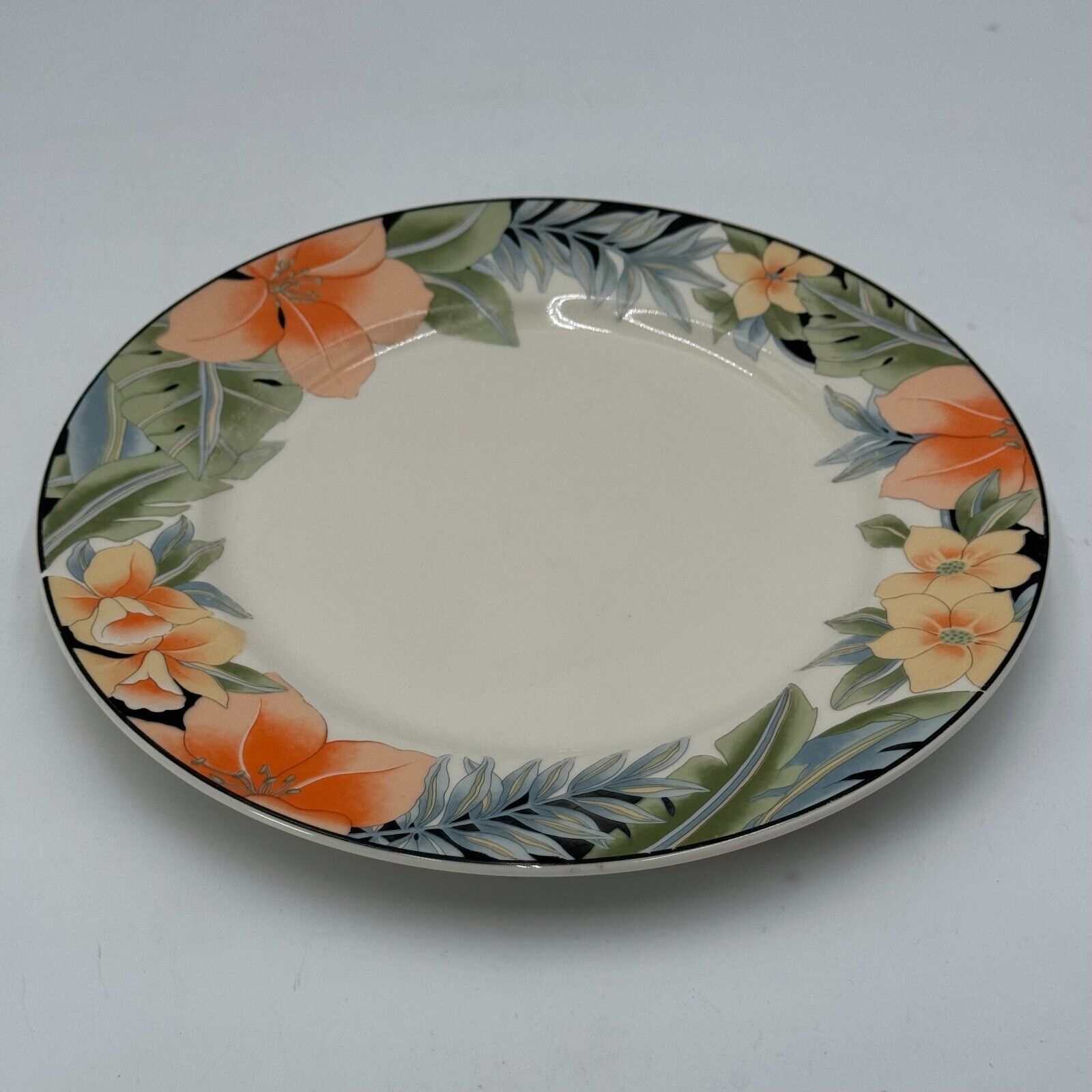 Gibson Floral Design 10in Dinner Plate - Microwaveable, Dishwasher & Oven Safe