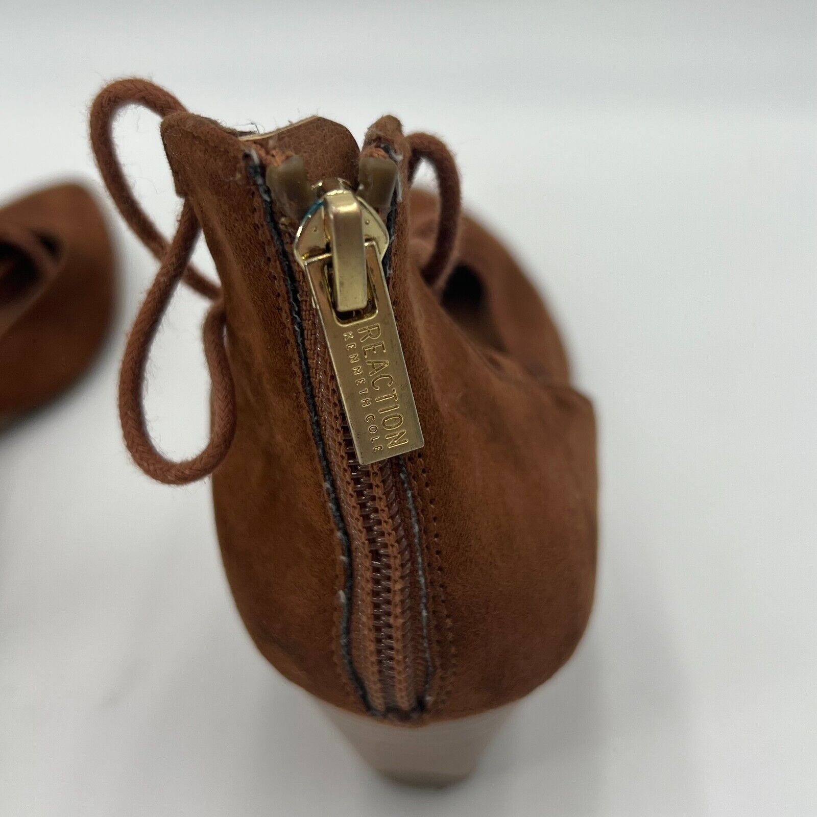 Kenneth Cole Faux Suede Pointed Toe Wedge Zipper Stand Down Pump Brown Size 8